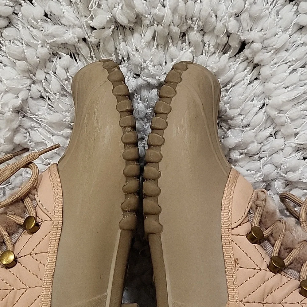 Baretrap Duck Boots - Picture 8 of 16